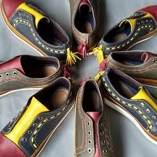 Sepatu dan Media Sosial: Tingkatkan popularitas bisnis sepatu buatan tangan Anda | Artikel – bisnisads.com