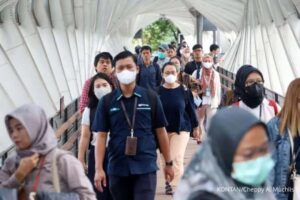 Ekonomi Indonesia Tumbuh 5,29%, Kelas Menengah Justru Makin Terhimpit