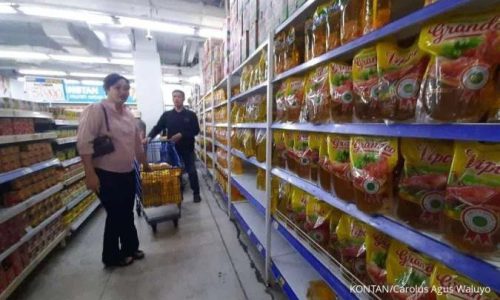 Konsumsi Masih Jadi Andalan Ekonomi, Namun Daya Dorongnya Mulai Berkurang