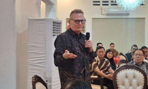 Peraih Nobel James Robinson Sebut Target Pertumbuhan Ekonomi Indonesia 8% Tak Mudah
